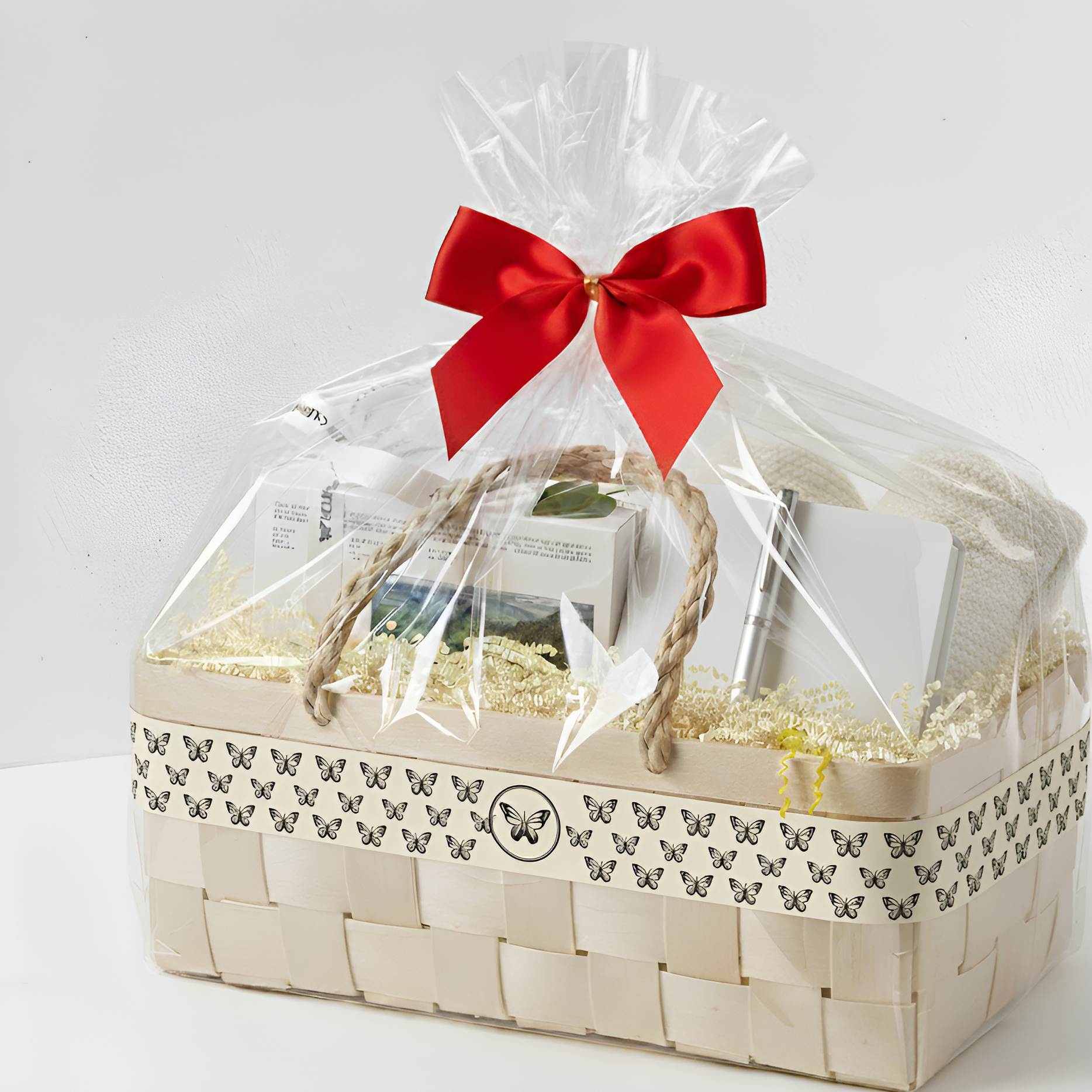 elle-cadeaux-holiday-hampers
